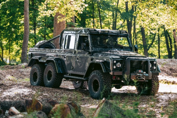 Used 1983 Land Rover Defender 110 Double Cab 6x6 Edition for sale $399,900 at Alfa Romeo of Greenwich in Greenwich CT 06830 26