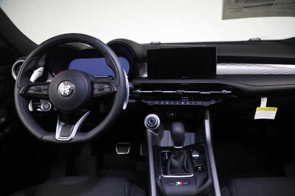 New 2024 Alfa Romeo Tonale Veloce for sale Sold at Alfa Romeo of Greenwich in Greenwich CT 06830 25