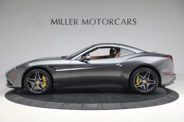 Used 2017 Ferrari California T for sale $151,900 at Alfa Romeo of Greenwich in Greenwich CT 06830 11