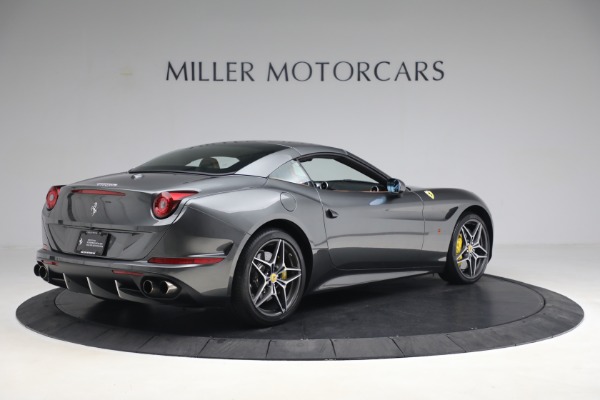 Used 2017 Ferrari California T for sale $151,900 at Alfa Romeo of Greenwich in Greenwich CT 06830 13