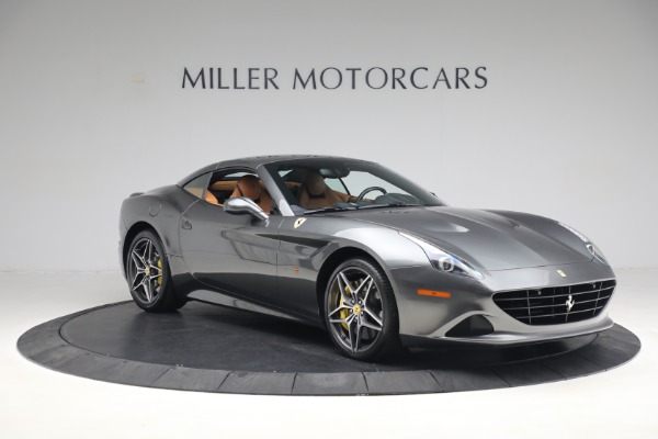 Used 2017 Ferrari California T for sale $151,900 at Alfa Romeo of Greenwich in Greenwich CT 06830 14
