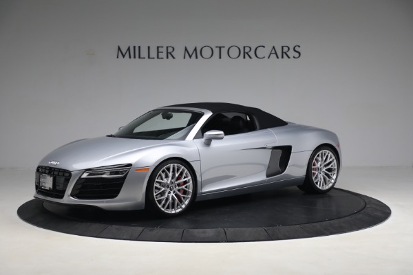 Used 2015 Audi R8 4.2 quattro Spyder for sale $149,900 at Alfa Romeo of Greenwich in Greenwich CT 06830 13