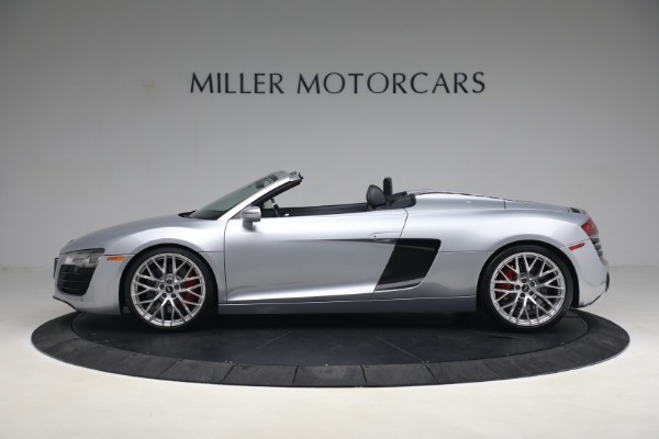 Used 2015 Audi R8 4.2 quattro Spyder for sale $149,900 at Alfa Romeo of Greenwich in Greenwich CT 06830 3
