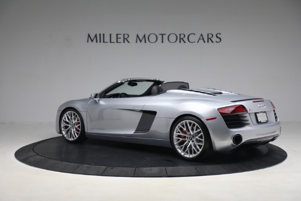 Used 2015 Audi R8 4.2 quattro Spyder for sale $149,900 at Alfa Romeo of Greenwich in Greenwich CT 06830 4
