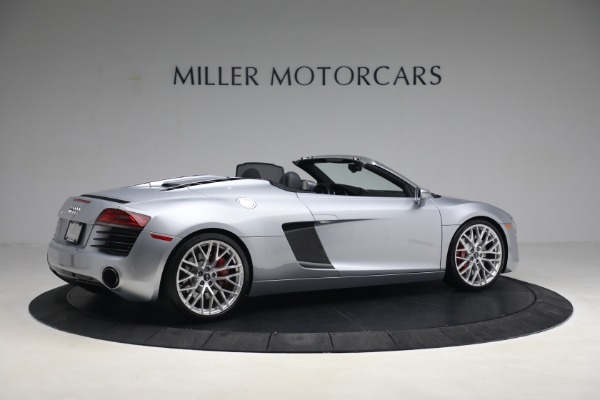 Used 2015 Audi R8 4.2 quattro Spyder for sale $149,900 at Alfa Romeo of Greenwich in Greenwich CT 06830 7