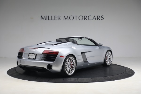 Used 2015 Audi R8 4.2 quattro Spyder for sale $149,900 at Alfa Romeo of Greenwich in Greenwich CT 06830 8