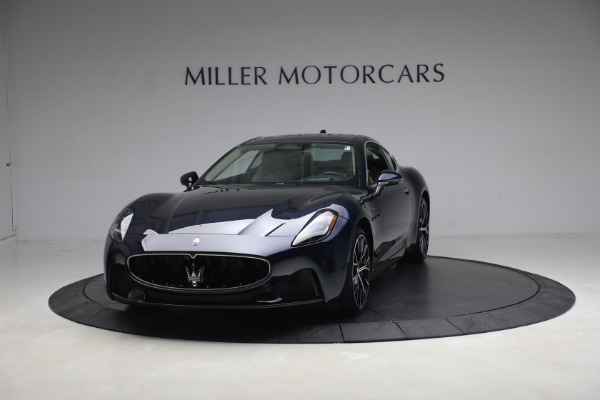 New 2024 Maserati GranTurismo Modena for sale $198,315 at Alfa Romeo of Greenwich in Greenwich CT 06830 1