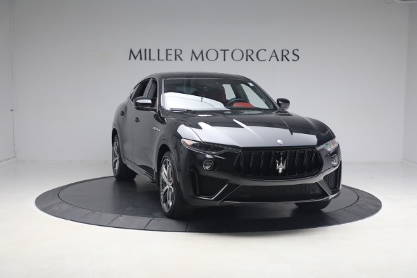 Used 2019 Maserati Levante Trofeo for sale $81,900 at Alfa Romeo of Greenwich in Greenwich CT 06830 19