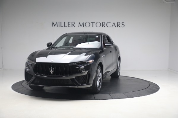 Used 2019 Maserati Levante Trofeo for sale $81,900 at Alfa Romeo of Greenwich in Greenwich CT 06830 1