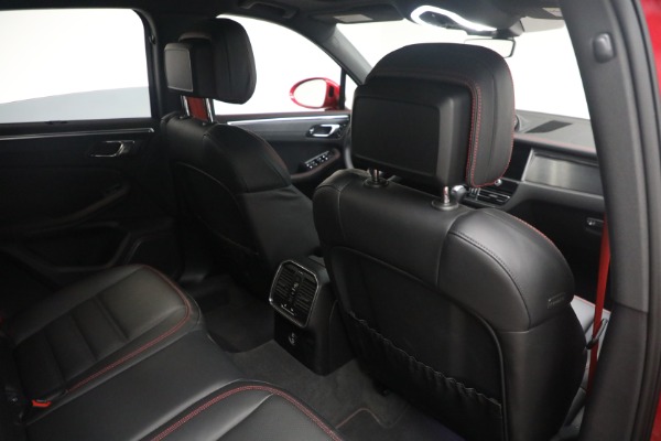 Used 2022 Porsche Macan GTS for sale $82,900 at Alfa Romeo of Greenwich in Greenwich CT 06830 22