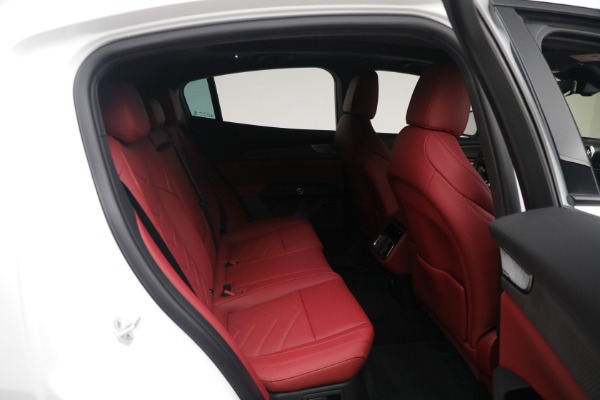 Used 2023 Maserati Grecale Trofeo for sale Sold at Alfa Romeo of Greenwich in Greenwich CT 06830 20