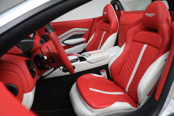 Used 2023 Aston Martin Vantage V12 for sale $418,586 at Alfa Romeo of Greenwich in Greenwich CT 06830 25