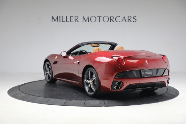 Used 2014 Ferrari California for sale $136,900 at Alfa Romeo of Greenwich in Greenwich CT 06830 5