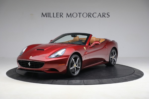 Used 2014 Ferrari California for sale $136,900 at Alfa Romeo of Greenwich in Greenwich CT 06830 1