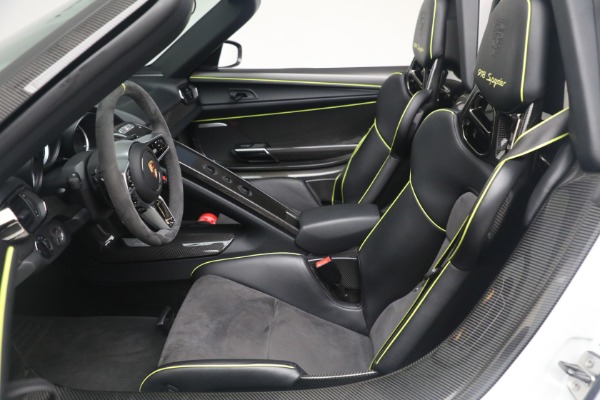 Used 2015 Porsche 918 Spyder for sale Call for price at Alfa Romeo of Greenwich in Greenwich CT 06830 20
