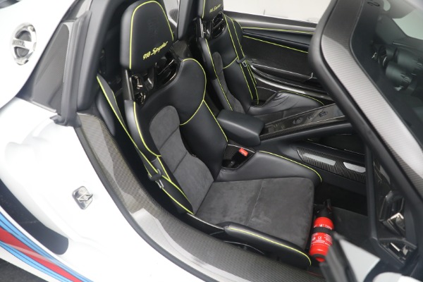 Used 2015 Porsche 918 Spyder for sale Call for price at Alfa Romeo of Greenwich in Greenwich CT 06830 24