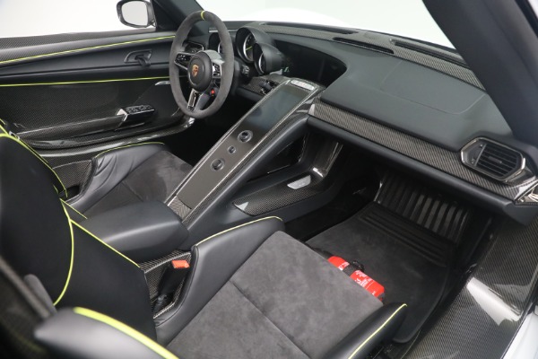 Used 2015 Porsche 918 Spyder for sale Call for price at Alfa Romeo of Greenwich in Greenwich CT 06830 26