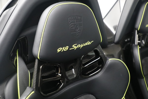 Used 2015 Porsche 918 Spyder for sale Call for price at Alfa Romeo of Greenwich in Greenwich CT 06830 27