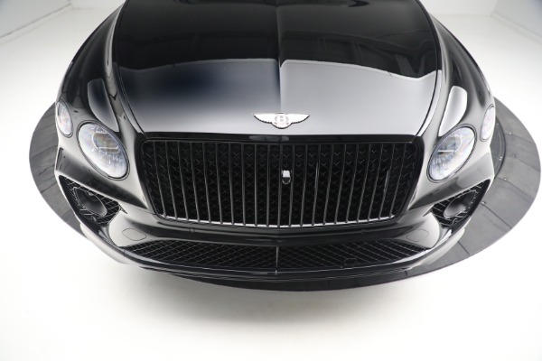 New 2023 Bentley Bentayga EWB V8 for sale $270,600 at Alfa Romeo of Greenwich in Greenwich CT 06830 16