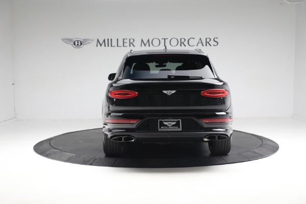 New 2023 Bentley Bentayga EWB V8 for sale $270,600 at Alfa Romeo of Greenwich in Greenwich CT 06830 7