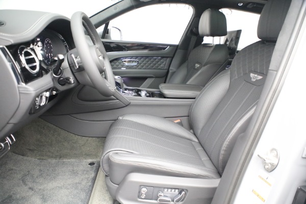 New 2023 Bentley Bentayga Azure V8 for sale $275,715 at Alfa Romeo of Greenwich in Greenwich CT 06830 23