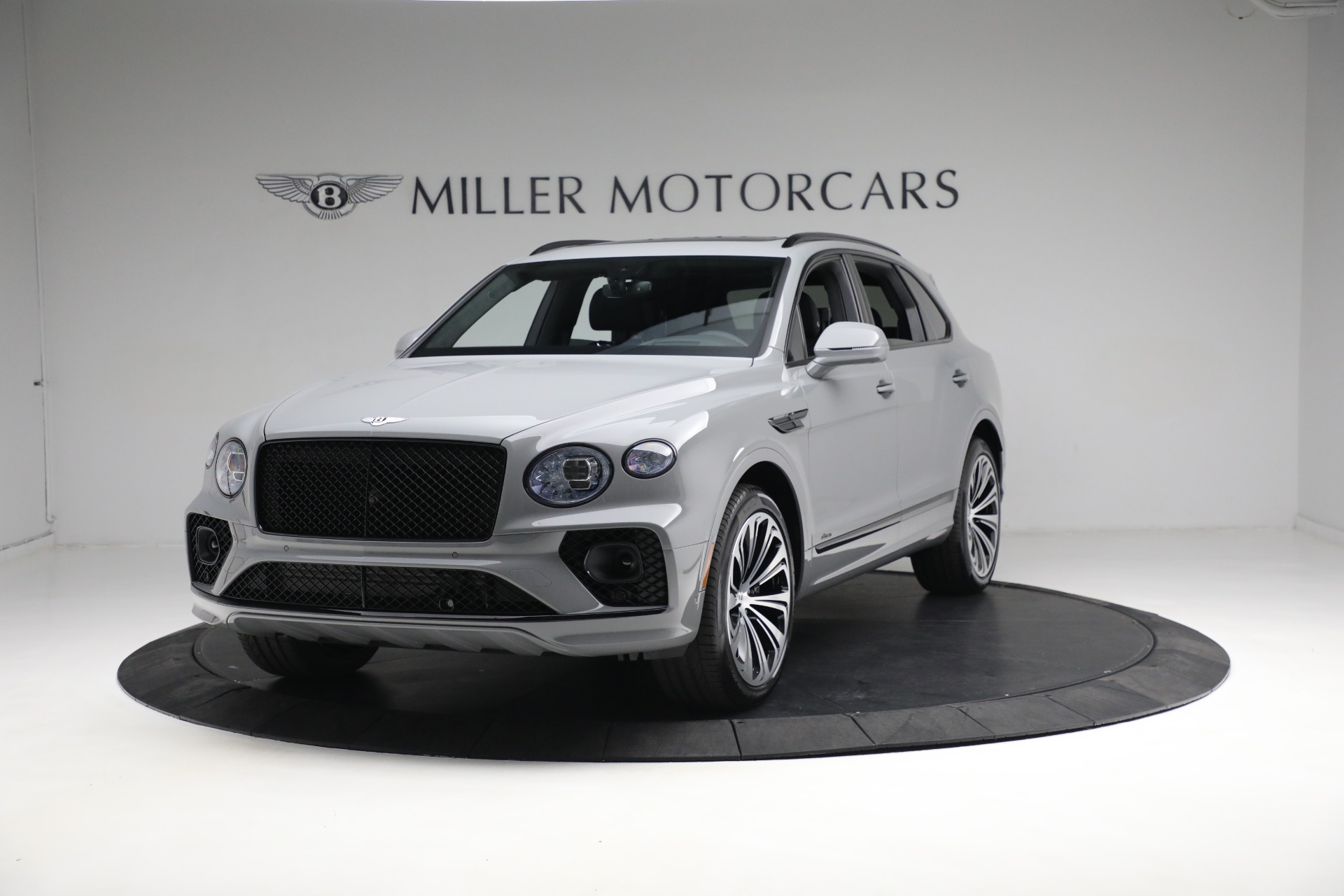 New 2023 Bentley Bentayga Azure V8 for sale $275,715 at Alfa Romeo of Greenwich in Greenwich CT 06830 1