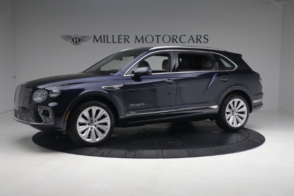 Used 2023 Bentley Bentayga EWB Azure V8 for sale $267,900 at Alfa Romeo of Greenwich in Greenwich CT 06830 2