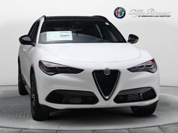 New 2024 Alfa Romeo Stelvio Ti for sale $53,820 at Alfa Romeo of Greenwich in Greenwich CT 06830 17