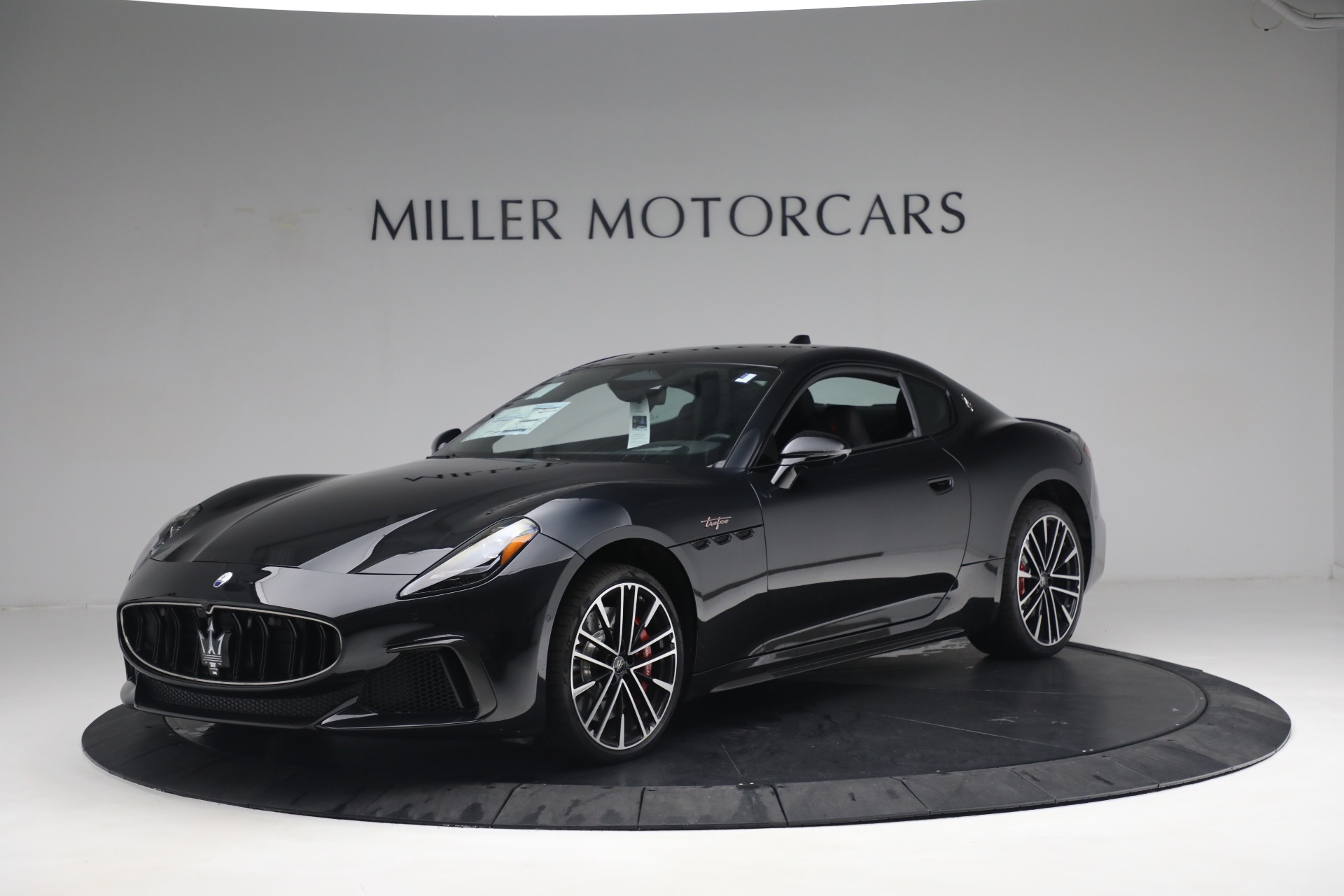 New 2024 Maserati GranTurismo Trofeo for sale $233,365 at Alfa Romeo of Greenwich in Greenwich CT 06830 1