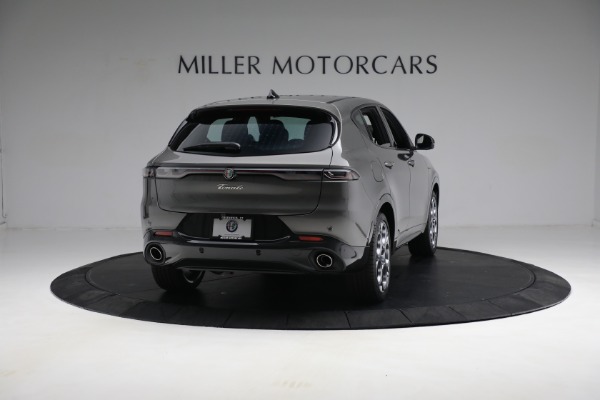 New 2024 Alfa Romeo Tonale Veloce for sale $55,300 at Alfa Romeo of Greenwich in Greenwich CT 06830 11