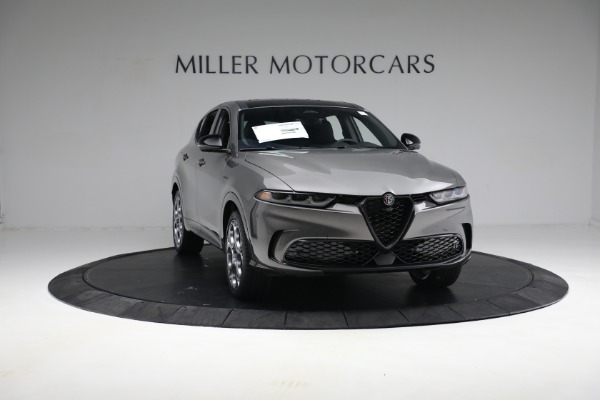 New 2024 Alfa Romeo Tonale Veloce for sale $55,300 at Alfa Romeo of Greenwich in Greenwich CT 06830 18