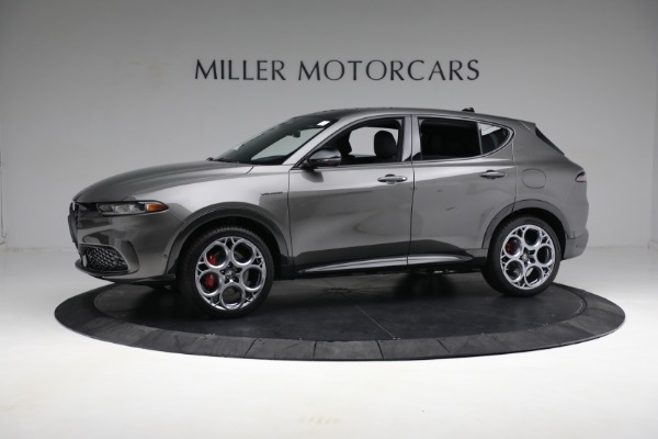 New 2024 Alfa Romeo Tonale Veloce for sale $55,300 at Alfa Romeo of Greenwich in Greenwich CT 06830 4