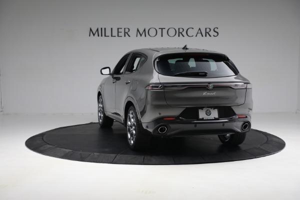 New 2024 Alfa Romeo Tonale Veloce for sale $55,300 at Alfa Romeo of Greenwich in Greenwich CT 06830 9
