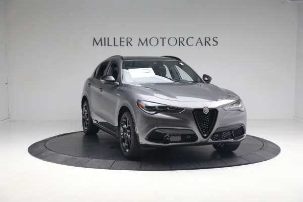 New 2024 Alfa Romeo Stelvio Veloce for sale $58,455 at Alfa Romeo of Greenwich in Greenwich CT 06830 15
