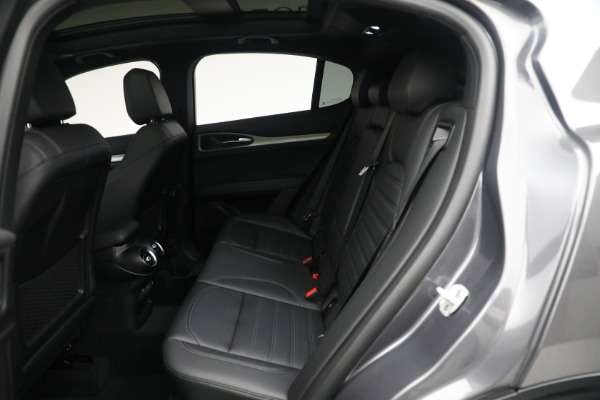New 2024 Alfa Romeo Stelvio Veloce for sale $58,455 at Alfa Romeo of Greenwich in Greenwich CT 06830 20