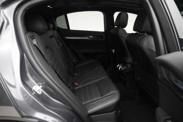 New 2024 Alfa Romeo Stelvio Veloce for sale $58,455 at Alfa Romeo of Greenwich in Greenwich CT 06830 24