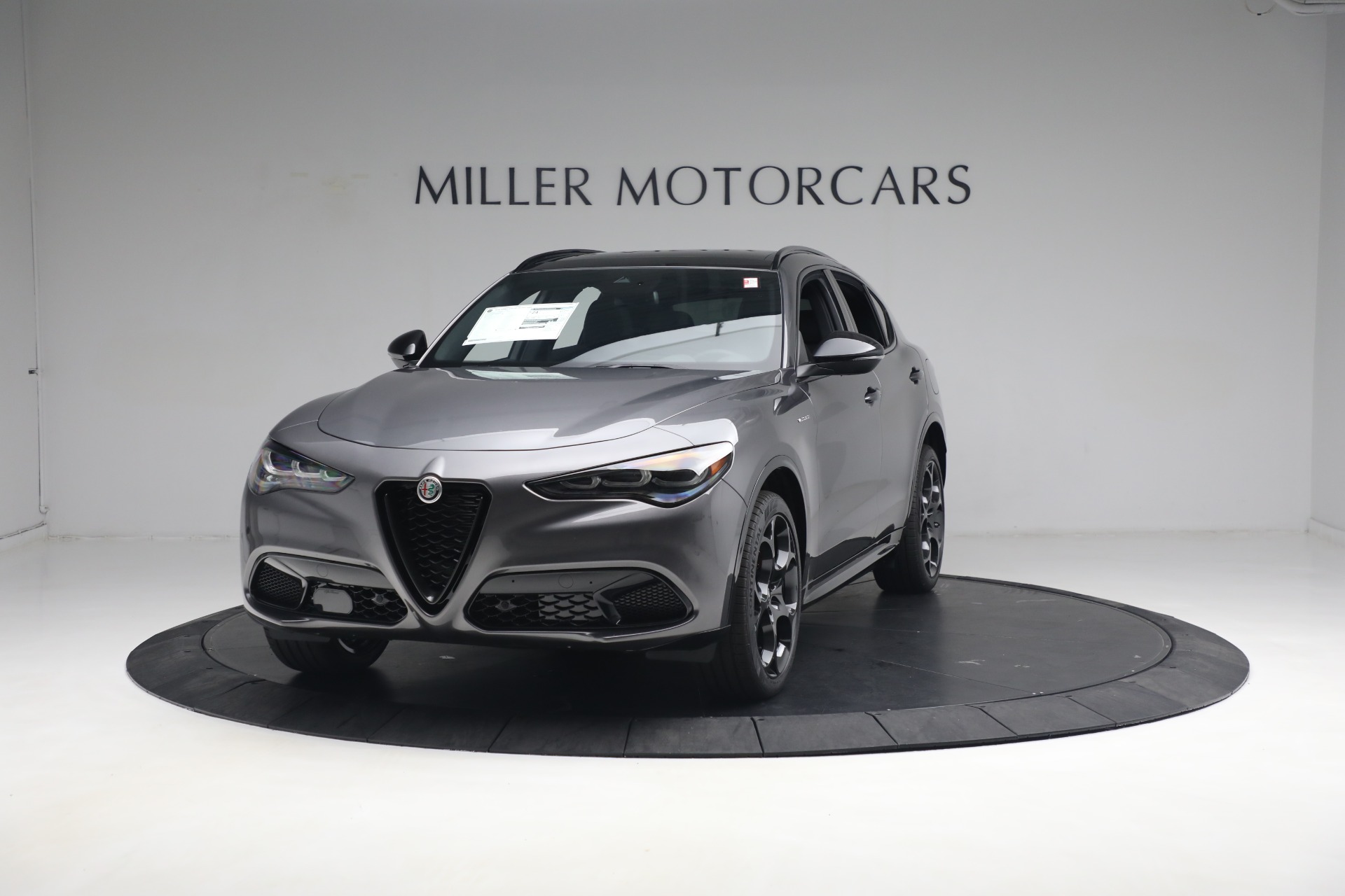 New 2024 Alfa Romeo Stelvio Veloce for sale $58,455 at Alfa Romeo of Greenwich in Greenwich CT 06830 1