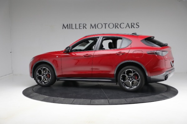 New 2024 Alfa Romeo Stelvio Ti for sale $54,320 at Alfa Romeo of Greenwich in Greenwich CT 06830 5