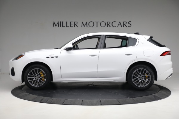 New 2023 Maserati Grecale GT for sale $73,201 at Alfa Romeo of Greenwich in Greenwich CT 06830 6