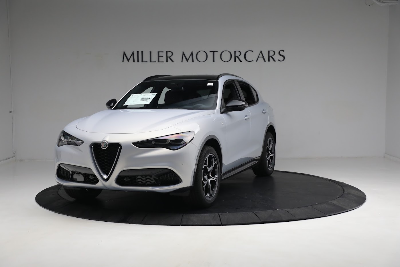 New 2024 Alfa Romeo Stelvio Ti for sale $55,230 at Alfa Romeo of Greenwich in Greenwich CT 06830 1