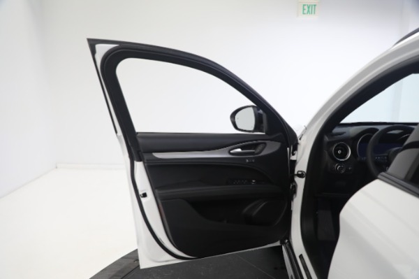 New 2024 Alfa Romeo Stelvio Ti for sale $53,820 at Alfa Romeo of Greenwich in Greenwich CT 06830 28