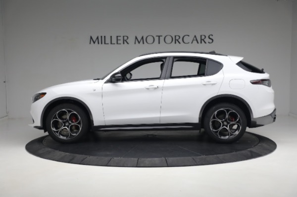 New 2024 Alfa Romeo Stelvio Ti for sale $53,820 at Alfa Romeo of Greenwich in Greenwich CT 06830 4