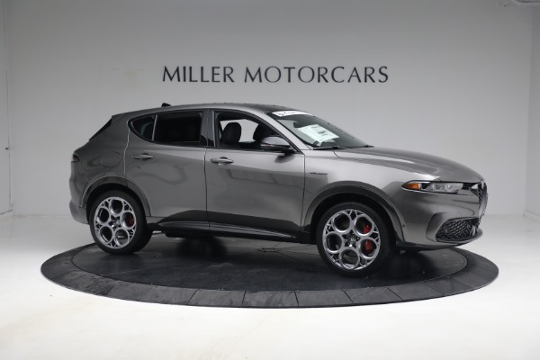 New 2024 Alfa Romeo Tonale Veloce for sale $57,300 at Alfa Romeo of Greenwich in Greenwich CT 06830 12