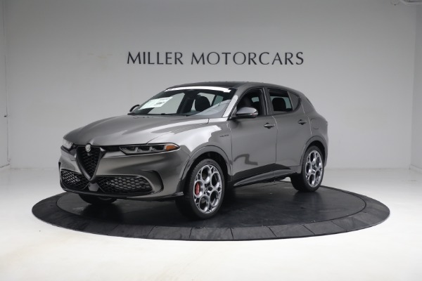 New 2024 Alfa Romeo Tonale Veloce for sale $57,300 at Alfa Romeo of Greenwich in Greenwich CT 06830 2