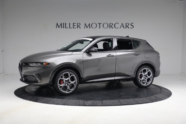 New 2024 Alfa Romeo Tonale Veloce for sale $57,300 at Alfa Romeo of Greenwich in Greenwich CT 06830 3