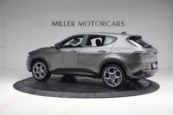 New 2024 Alfa Romeo Tonale Veloce for sale $57,300 at Alfa Romeo of Greenwich in Greenwich CT 06830 5