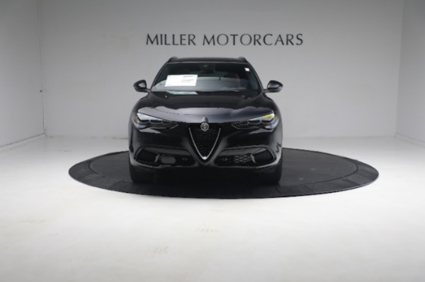 New 2024 Alfa Romeo Stelvio Ti for sale $55,230 at Alfa Romeo of Greenwich in Greenwich CT 06830 18