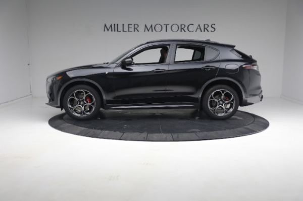 New 2024 Alfa Romeo Stelvio Ti for sale $55,230 at Alfa Romeo of Greenwich in Greenwich CT 06830 4