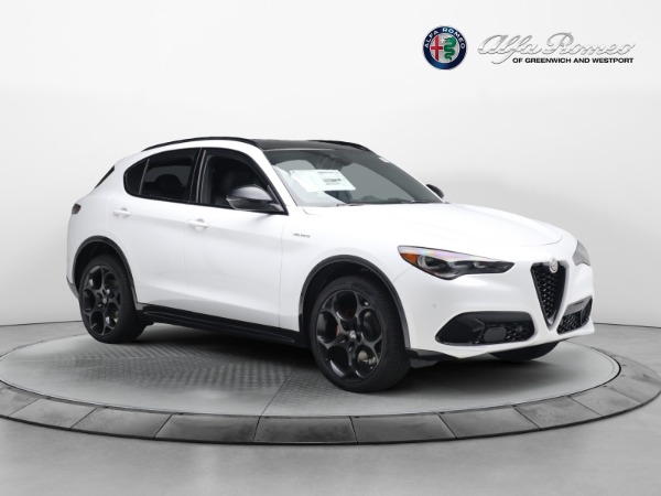 New 2024 Alfa Romeo Stelvio Veloce for sale $57,795 at Alfa Romeo of Greenwich in Greenwich CT 06830 17