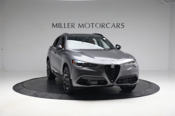 New 2024 Alfa Romeo Stelvio Veloce for sale $59,205 at Alfa Romeo of Greenwich in Greenwich CT 06830 14